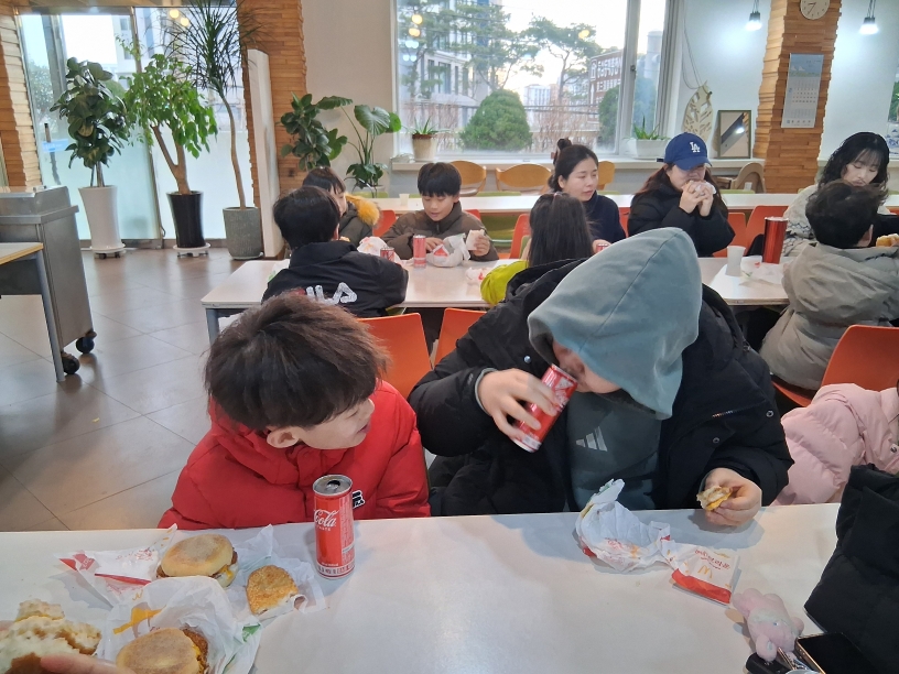 KakaoTalk_20260207_093428635_03.jpg