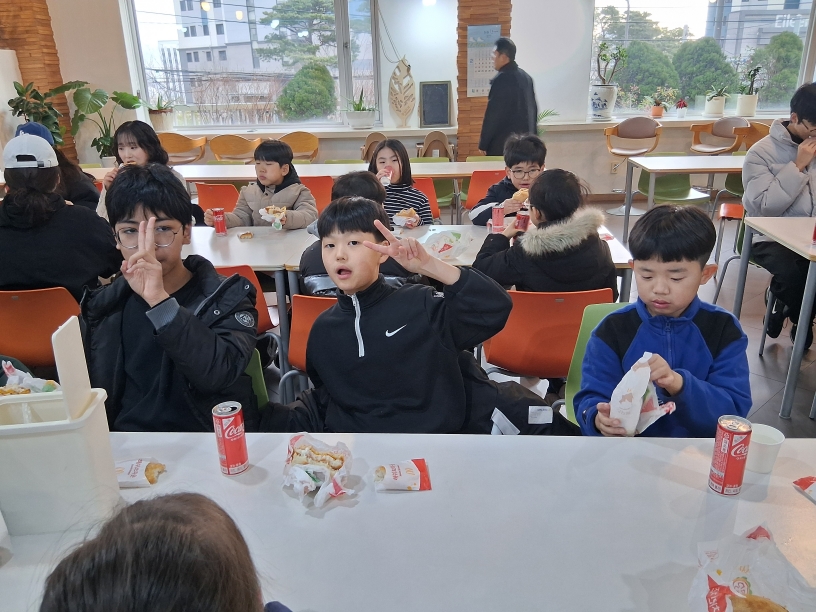 KakaoTalk_20260207_093428635_07.jpg