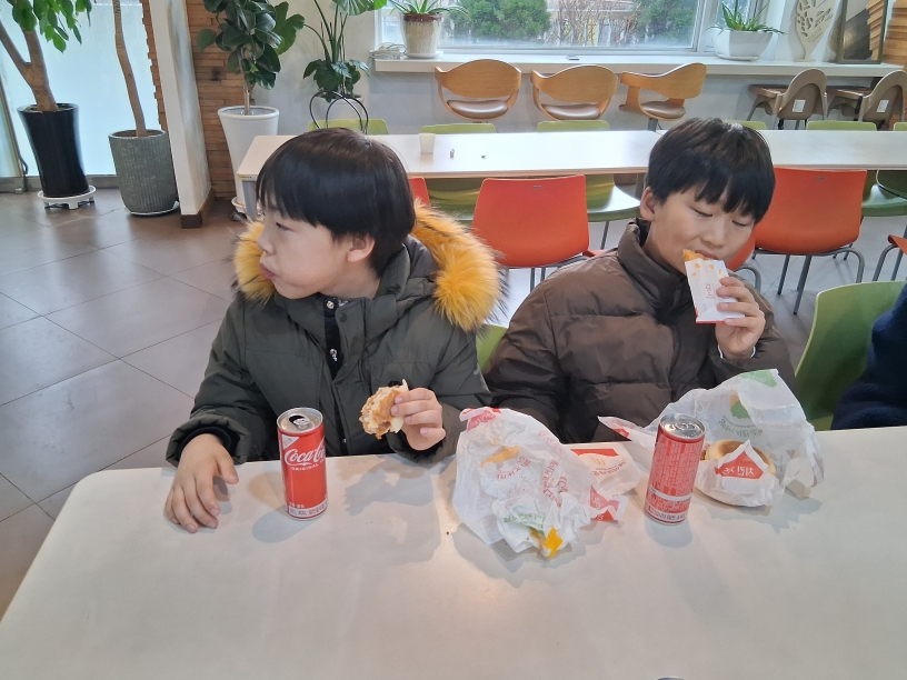 KakaoTalk_20260207_093428635_12.jpg