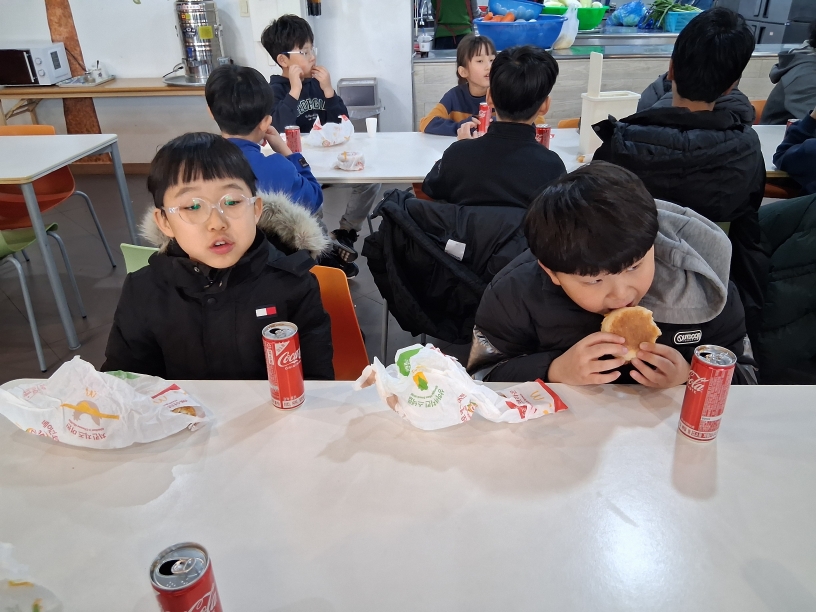 KakaoTalk_20260207_093428635_10.jpg
